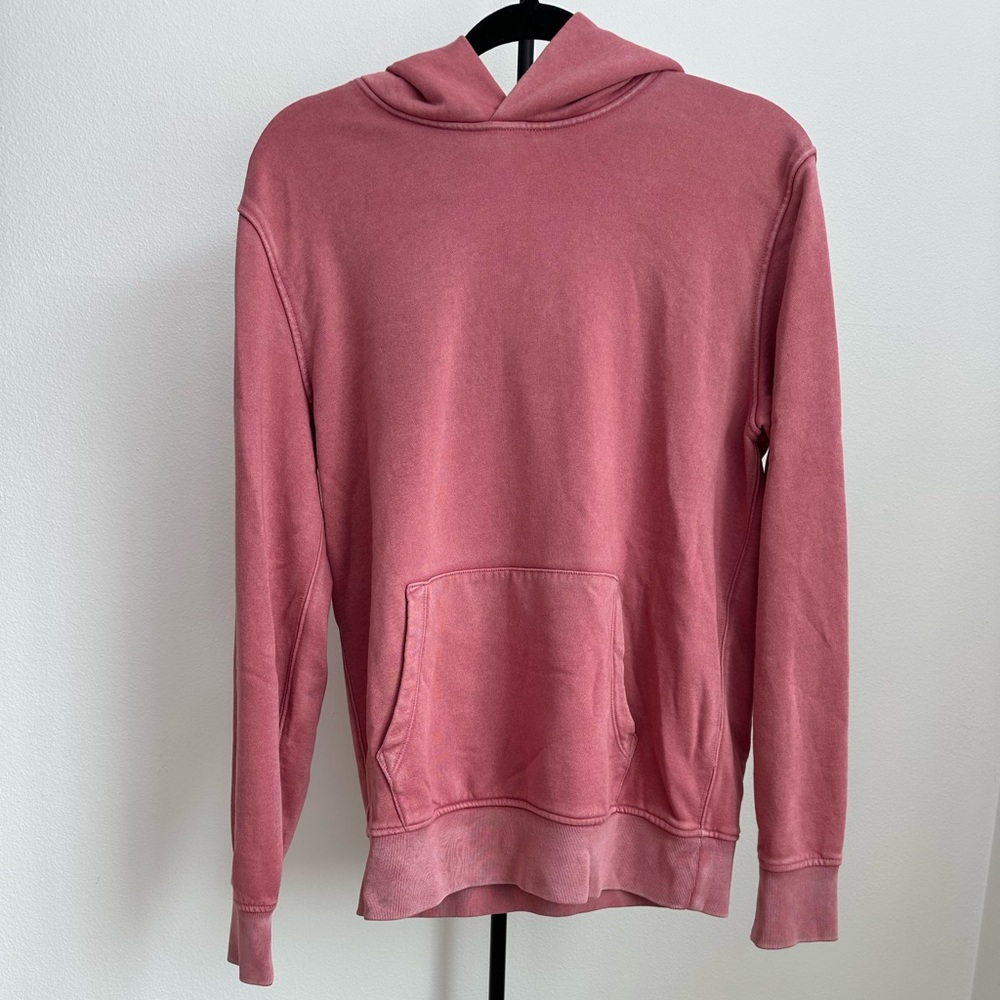GAP Men's Rose/Washed Red Hoodie - Medium